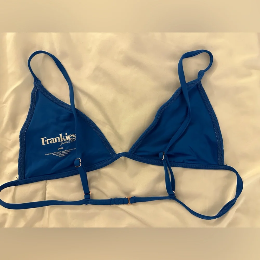 Frankie’s Bikinis Chase top size L